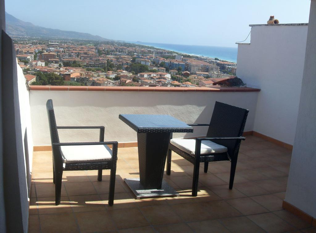 B&B Nonna Ida Scalea Buitenkant foto