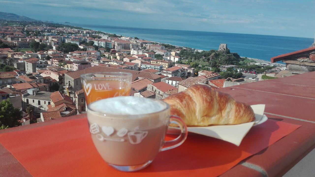 B&B Nonna Ida Scalea Buitenkant foto